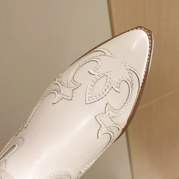 Bottes Santiag Femme Beiges – Élégance Western en Toute Subtilité – Image 3