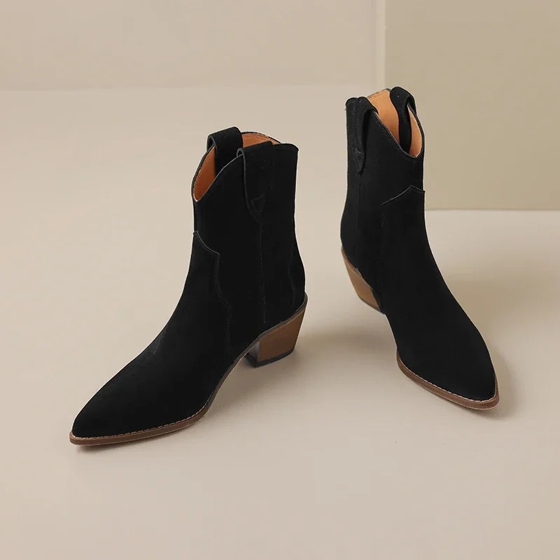 Bottines Santiag Femme : Élégance du Désert